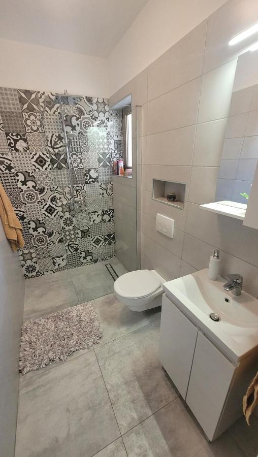 Lily Apartment Krk Town Exterior photo