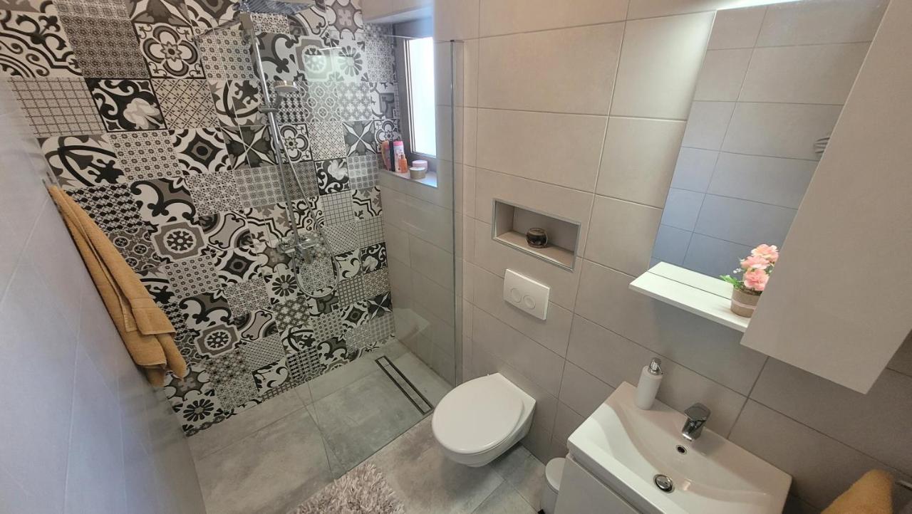 Lily Apartment Krk Town Exterior photo